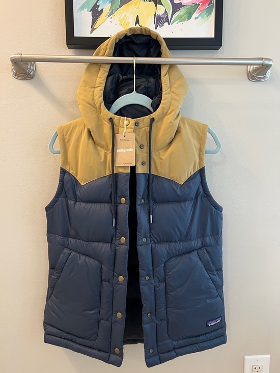 Patagonia Jackets & Blazers - PATAGONIA W'S BIVY HOODED VEST